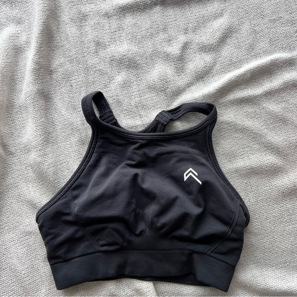 Oner Active
EFFORTLESS SEAMLESS HIGH NECK BRALETTE - Picture 4 of 5